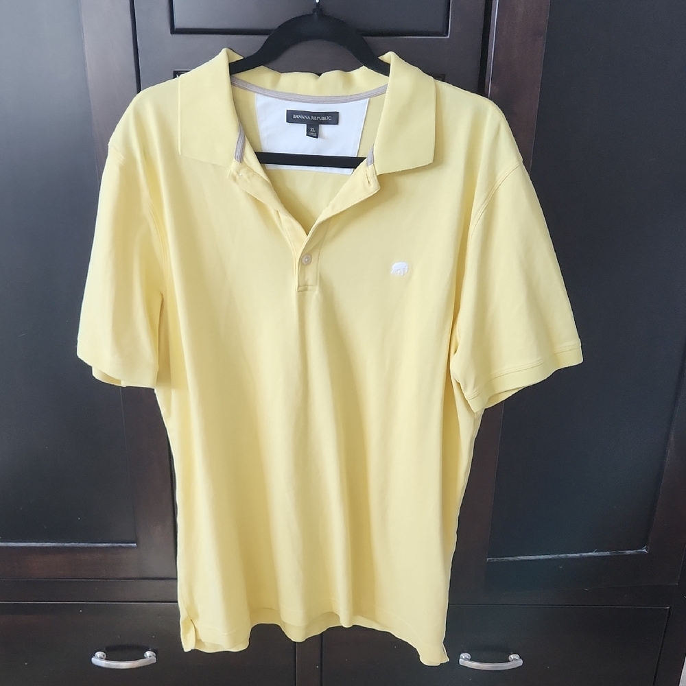Banana Republic Yellow Men's Polo Shirt